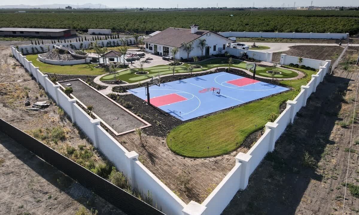 Photo of Others in Tracy