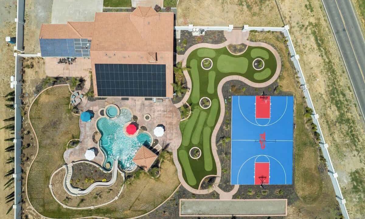 Photo of Others in Tracy