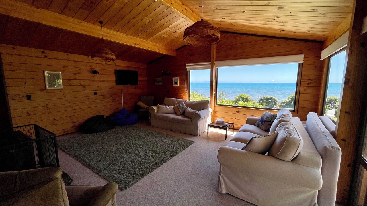 Photo of Livingroom in Paraparaumu