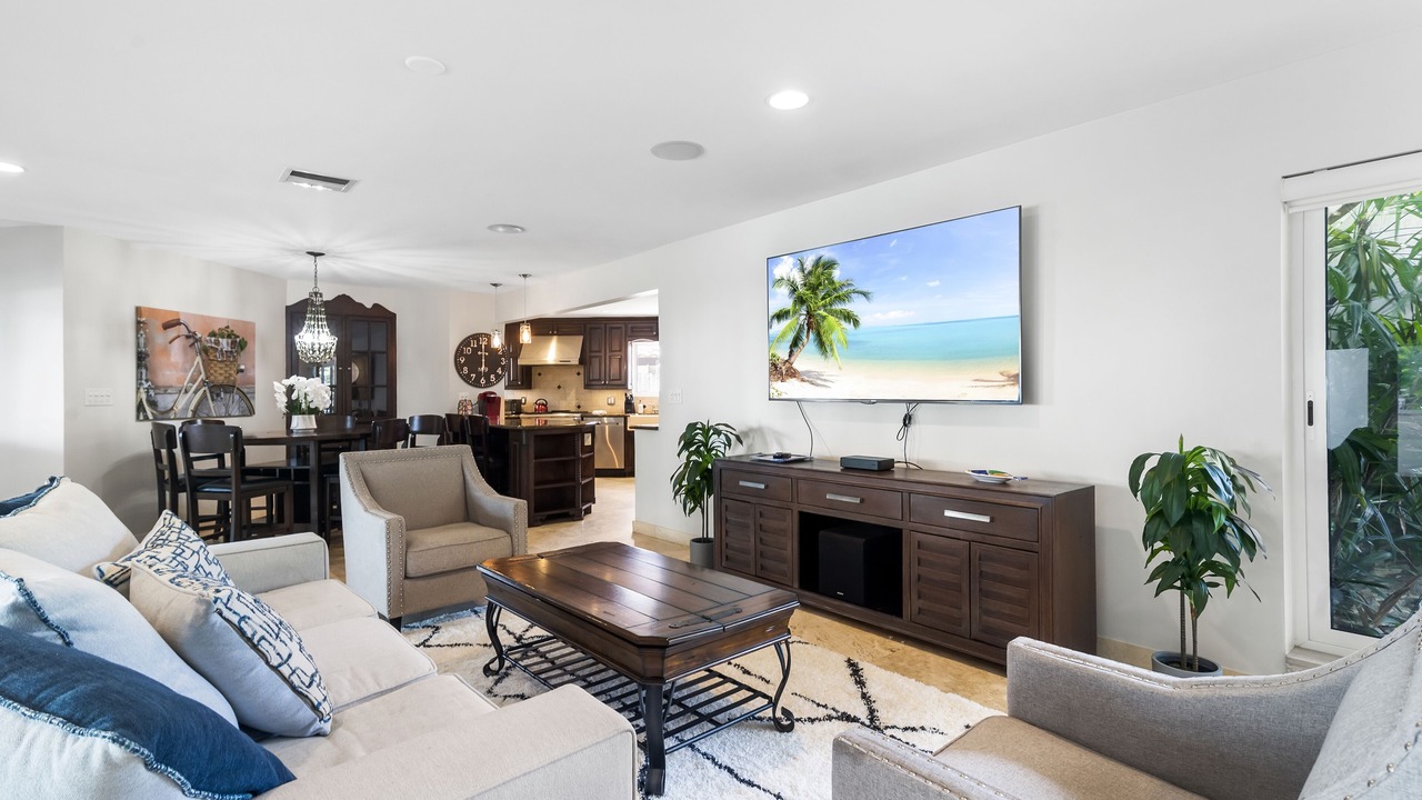 Photo of Livingroom in Hendricks and Venice Isles