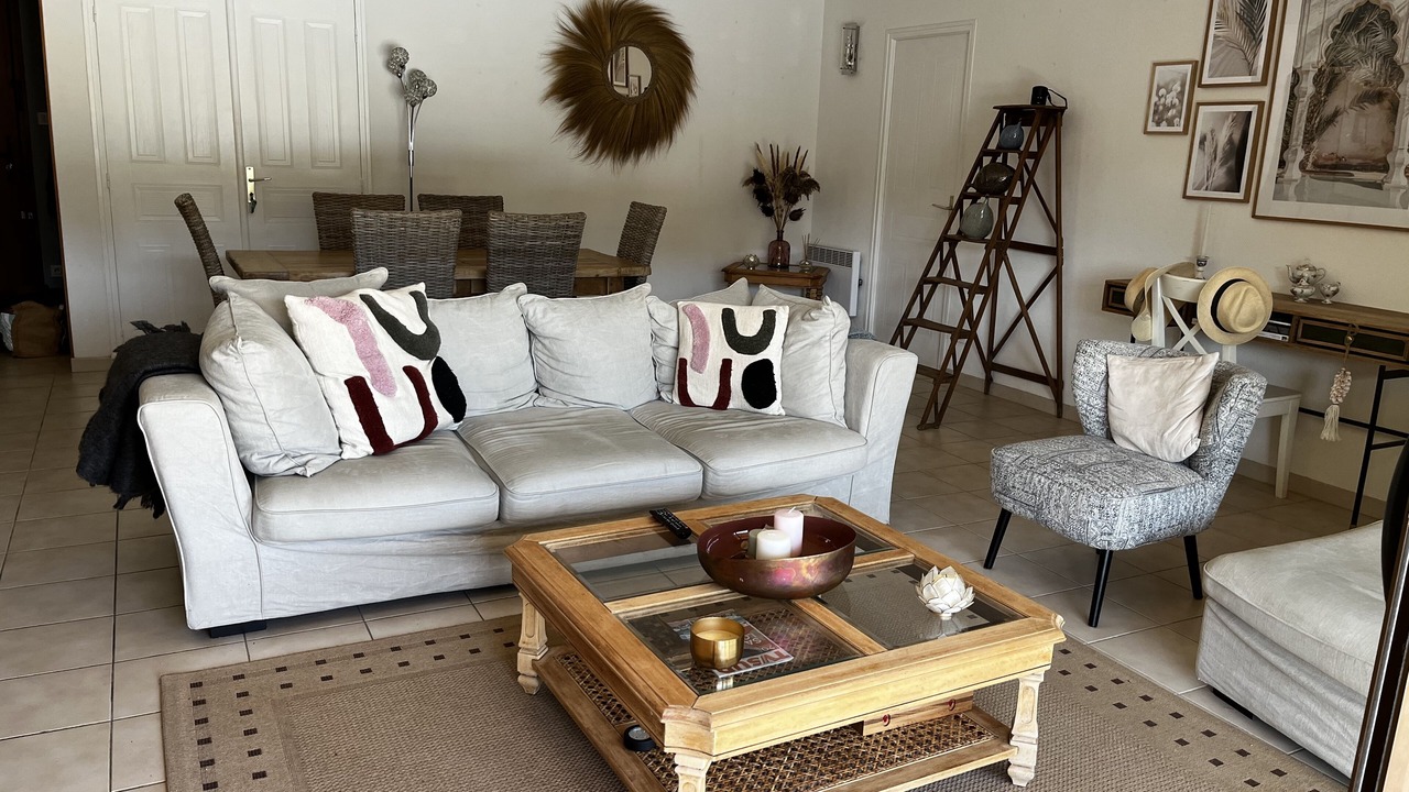 Photo of Livingroom in Barjac