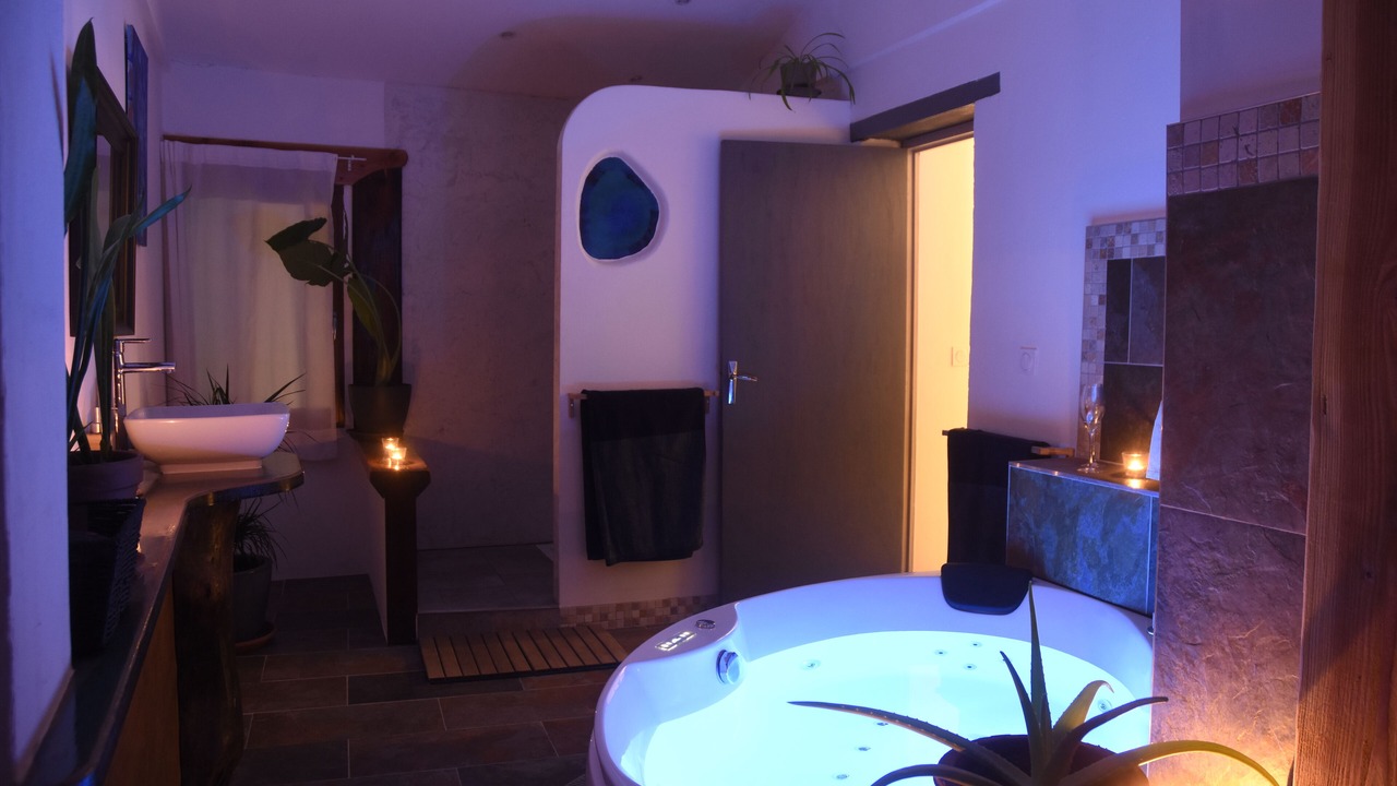 Photo of Bedroom in Pegairolles-de-Bueges