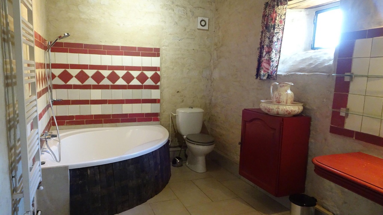 Photo of Bathroom in Saint-Lo-d'Ourville