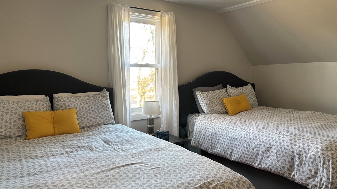 Photo of Bedroom in Lyons