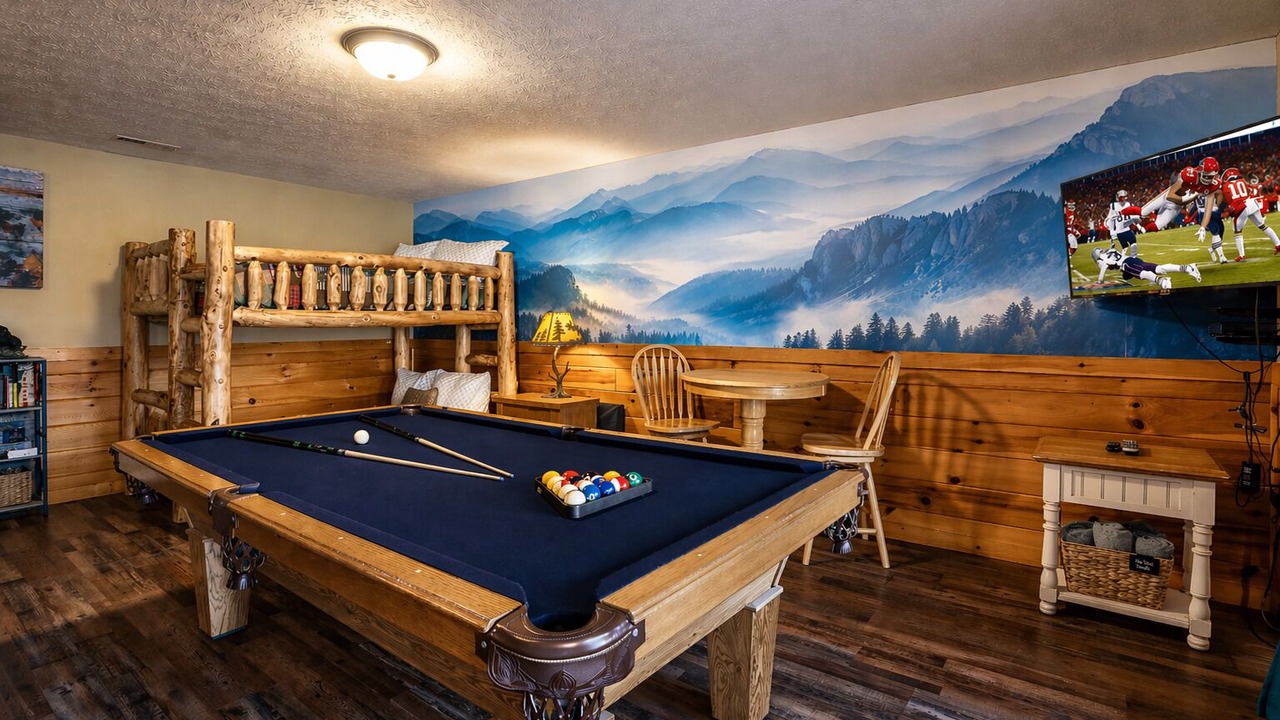 Photo of Bedroom in Black Bear Falls