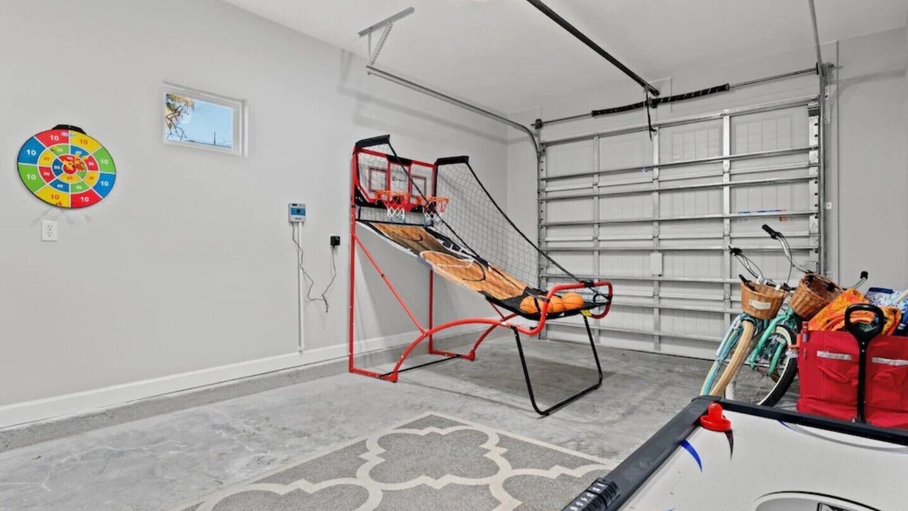 Photo of Bedroom in Laguna Beach Estates