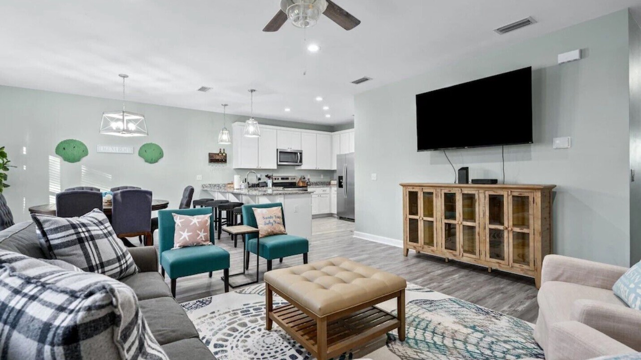 Photo of Livingroom in Laguna Beach Estates