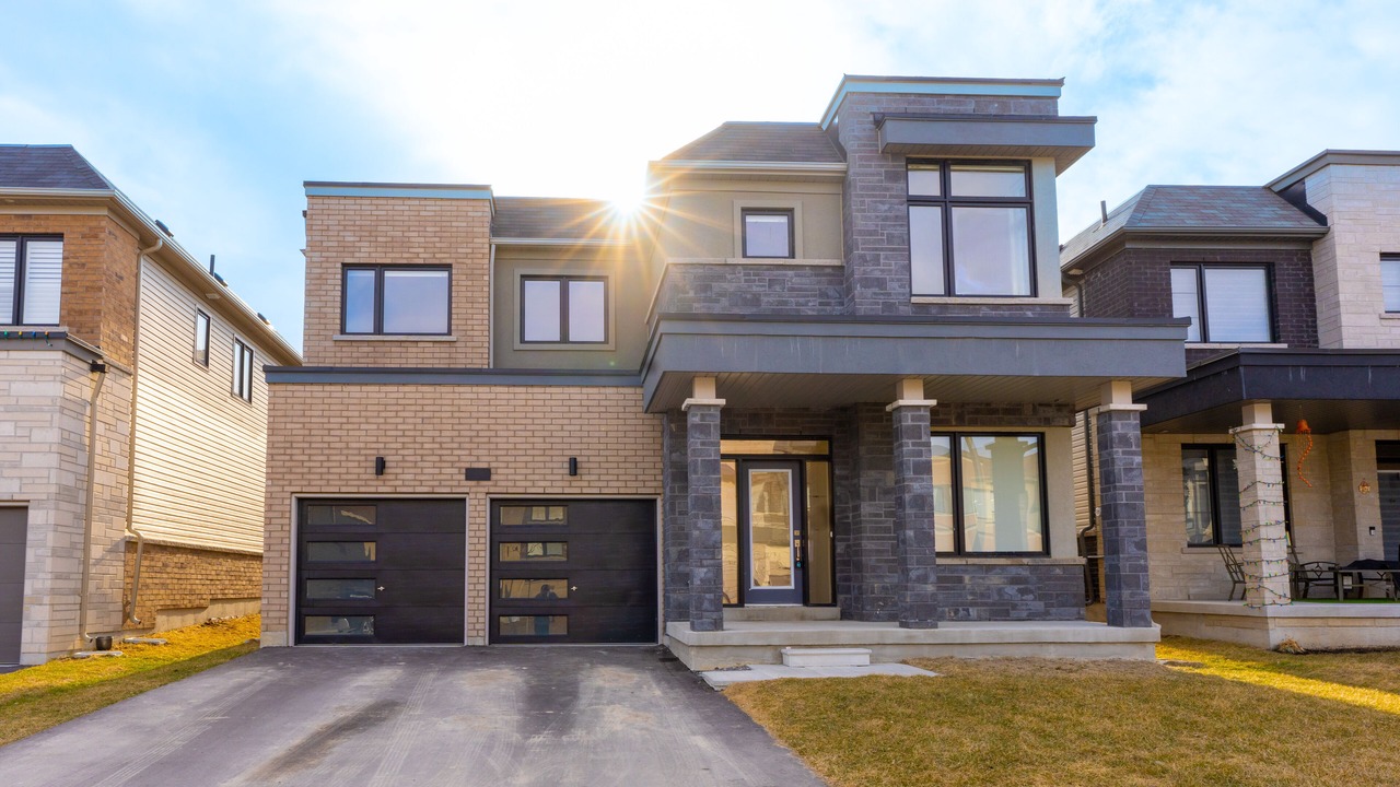 Photo of Outdoor in Bowmanville