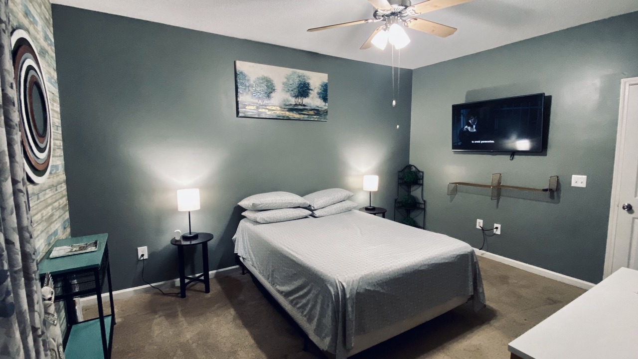 Photo of Bedroom in Mableton