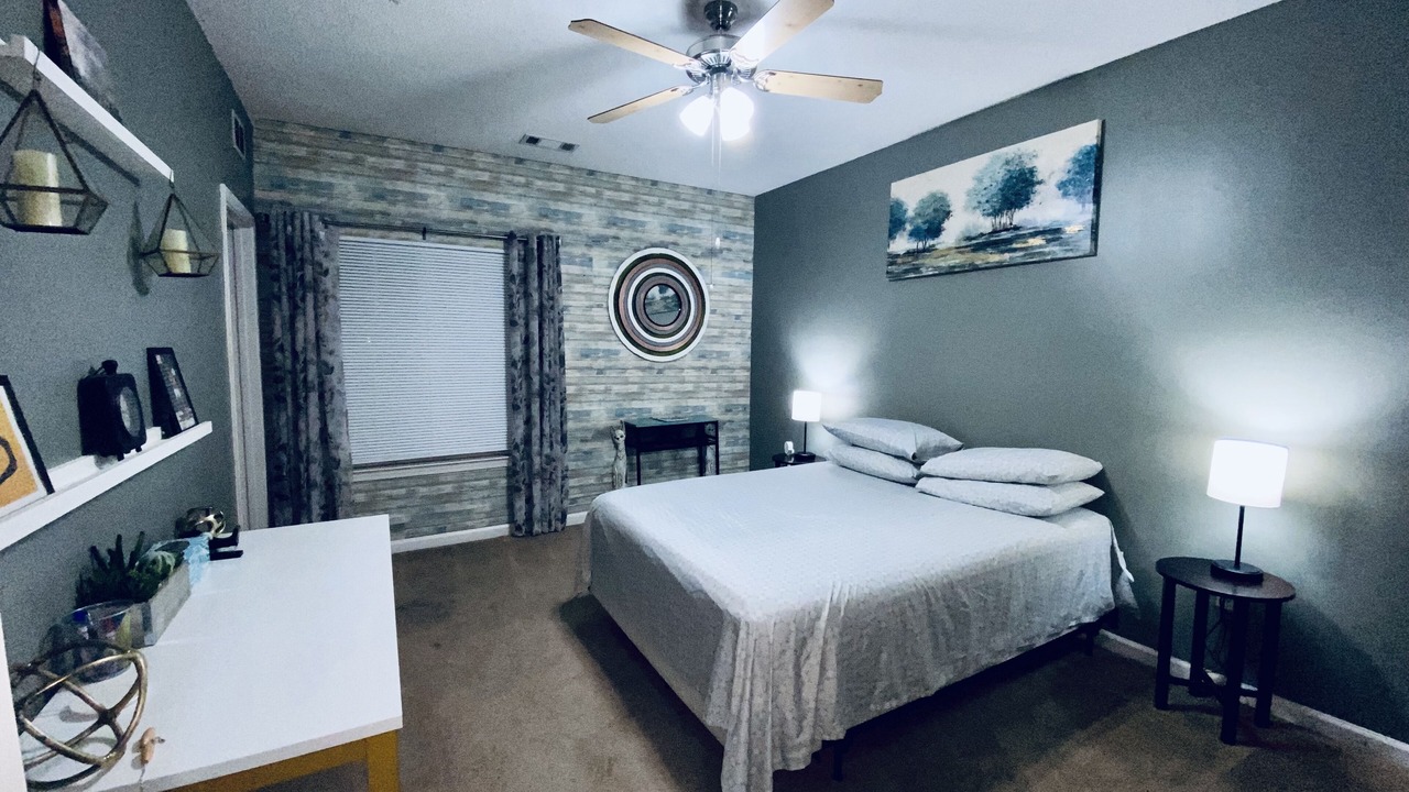 Photo of Bedroom in Mableton