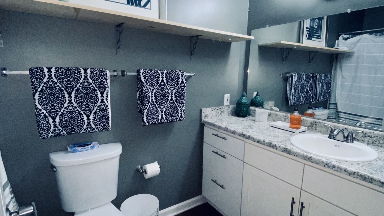 Photo of Bathroom in Mableton