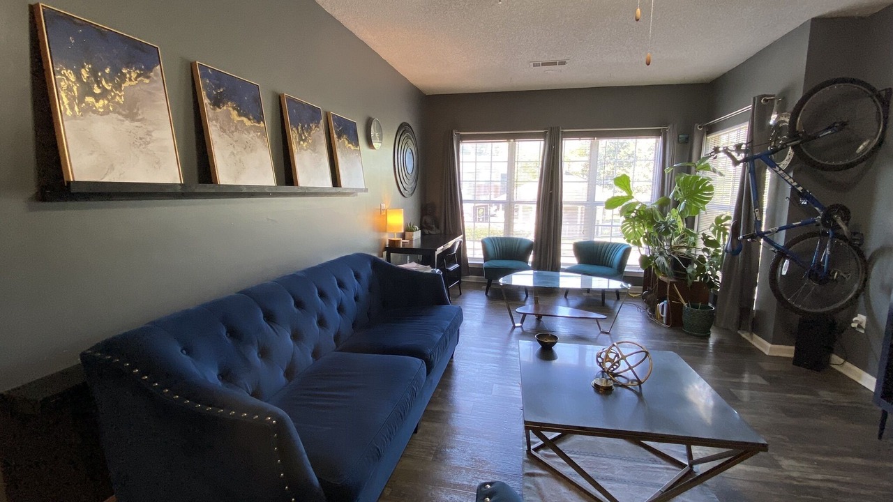 Photo of Livingroom in Mableton