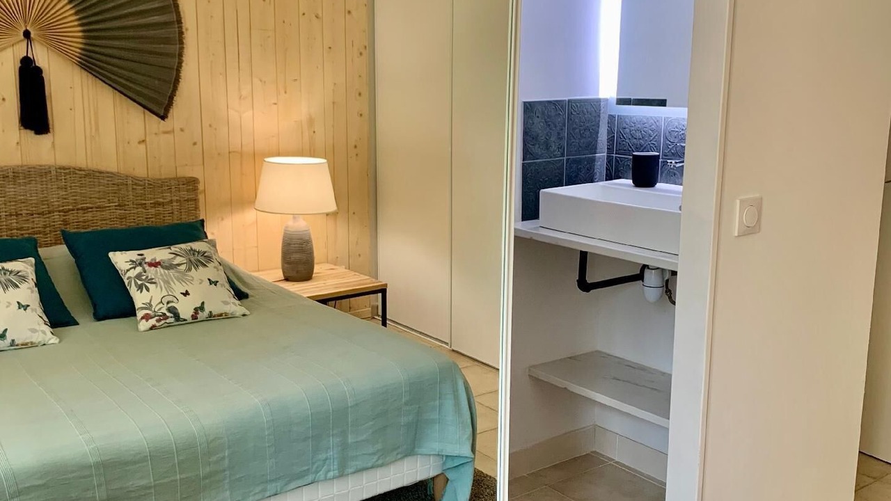 Photo of Bedroom in Pont Royal