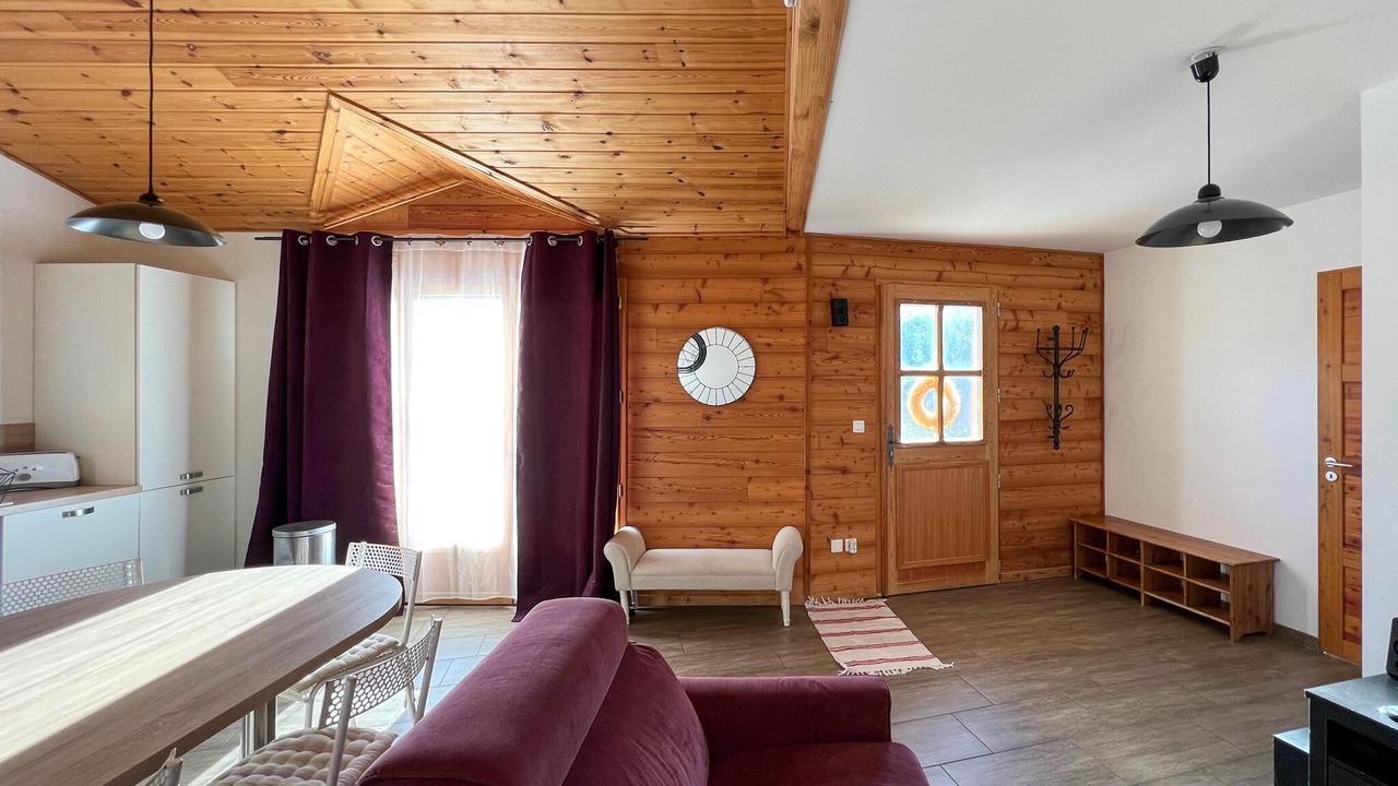 Photo of Livingroom in Faucon-de-Barcelonnette
