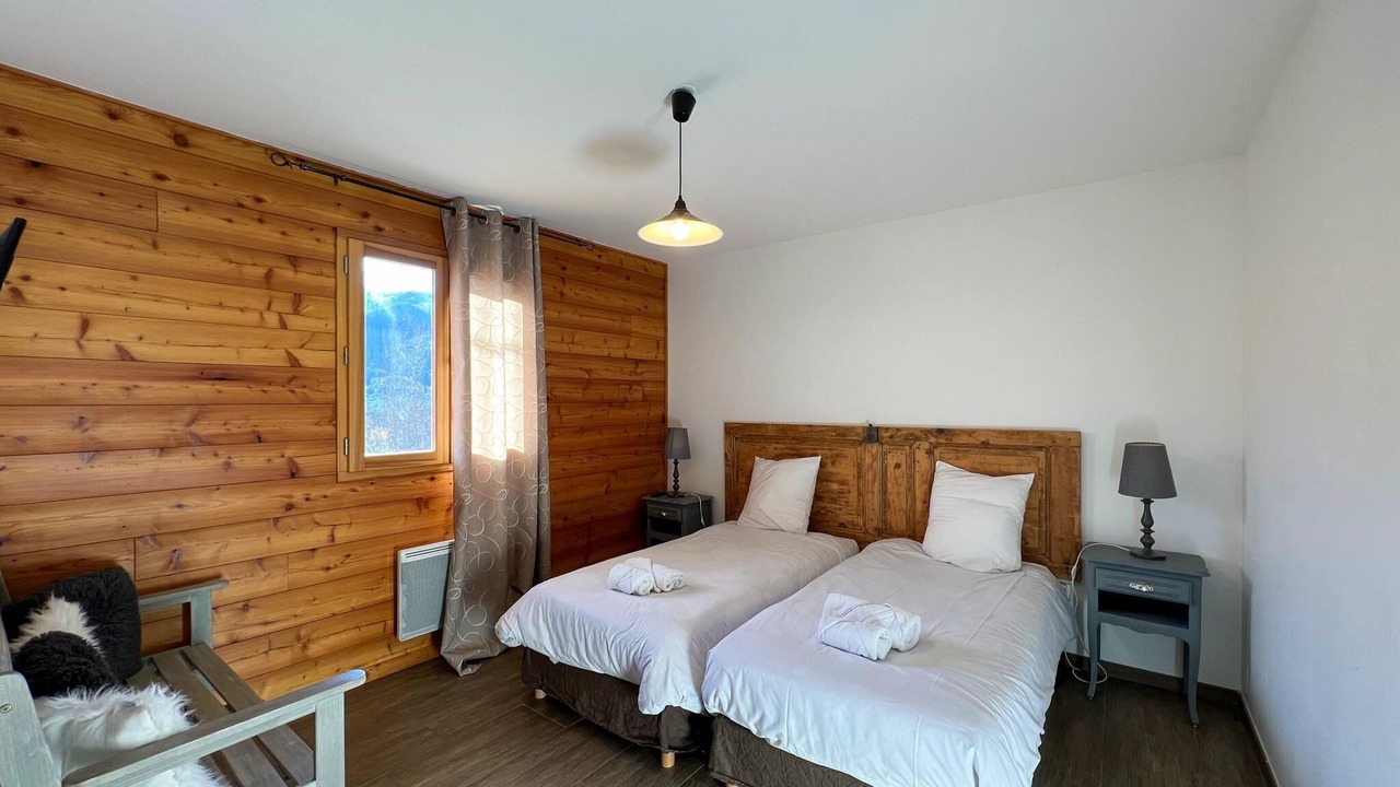 Photo of Bedroom in Faucon-de-Barcelonnette