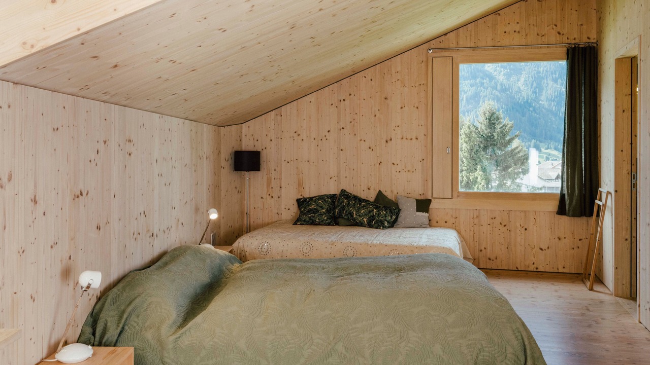 Photo of Bedroom in Lumnezia