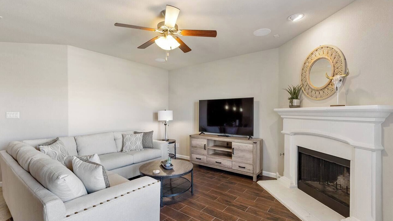 Photo of Livingroom in Keller