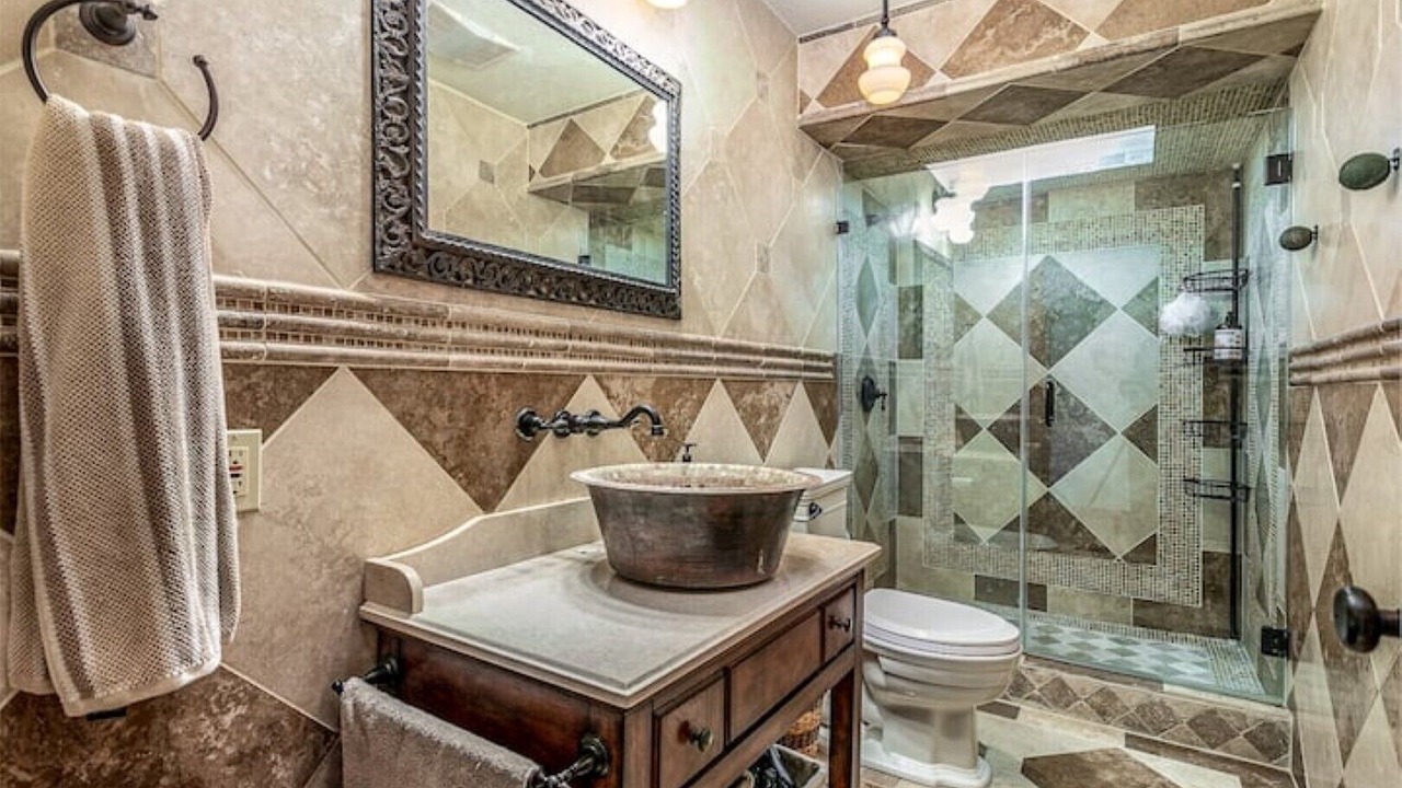 Photo of Bathroom in Baytown