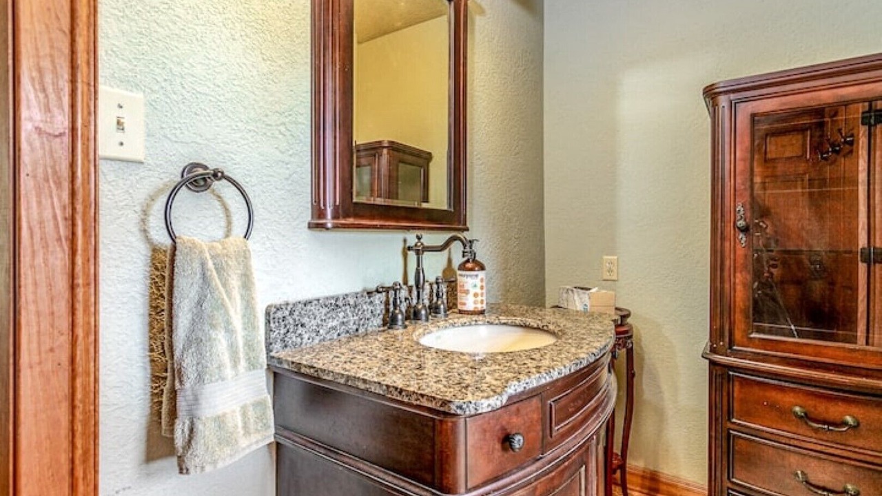 Photo of Bathroom in Baytown
