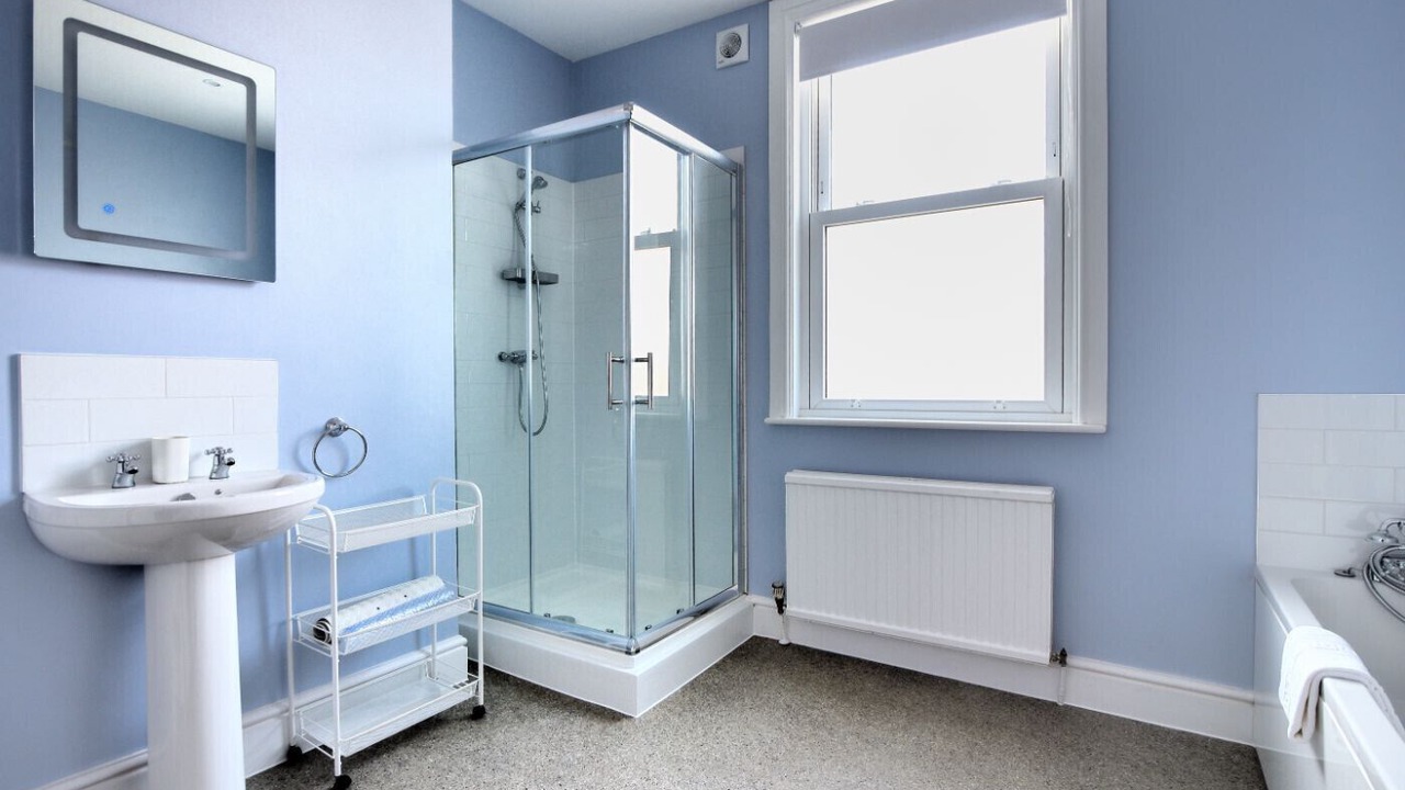 Photo of Bathroom in Seaton