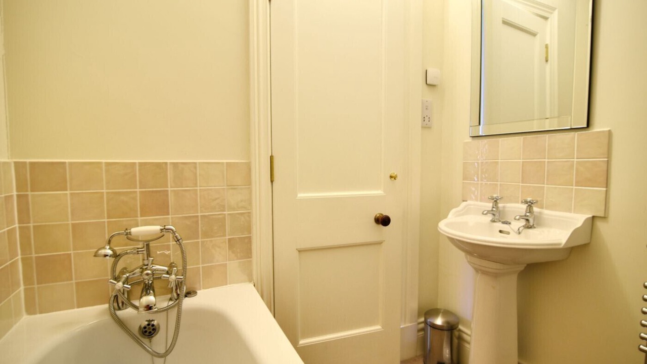 Photo of Bathroom in Axmouth