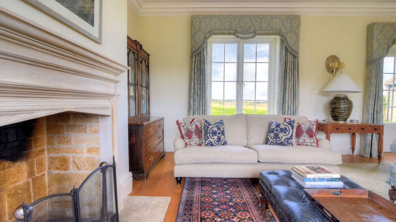 Photo of Livingroom in Axmouth