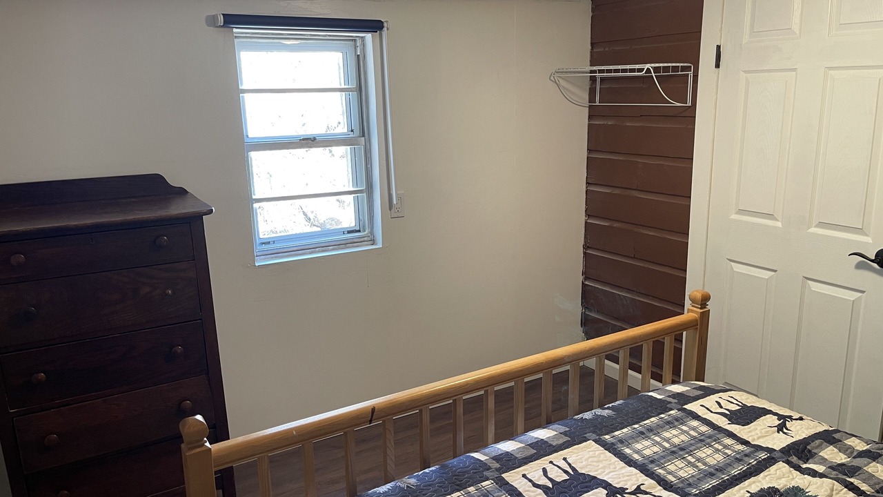 Photo of Bedroom in Palisades