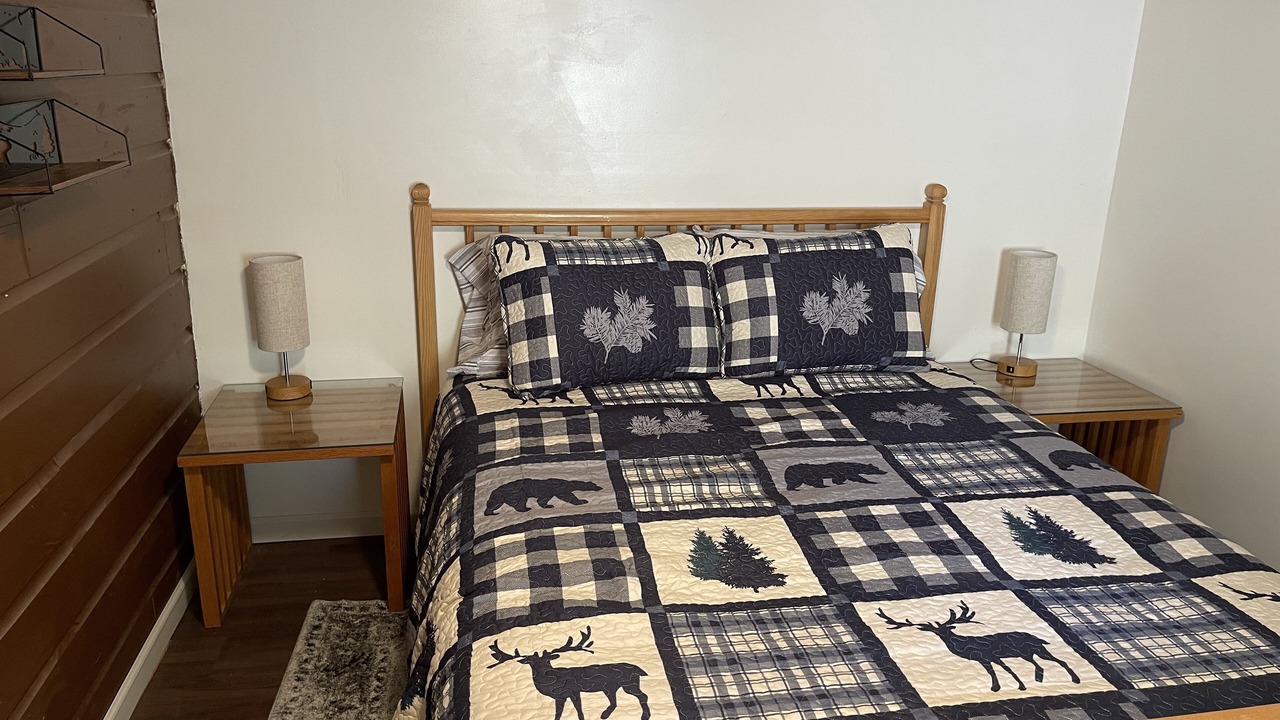 Photo of Bedroom in Palisades