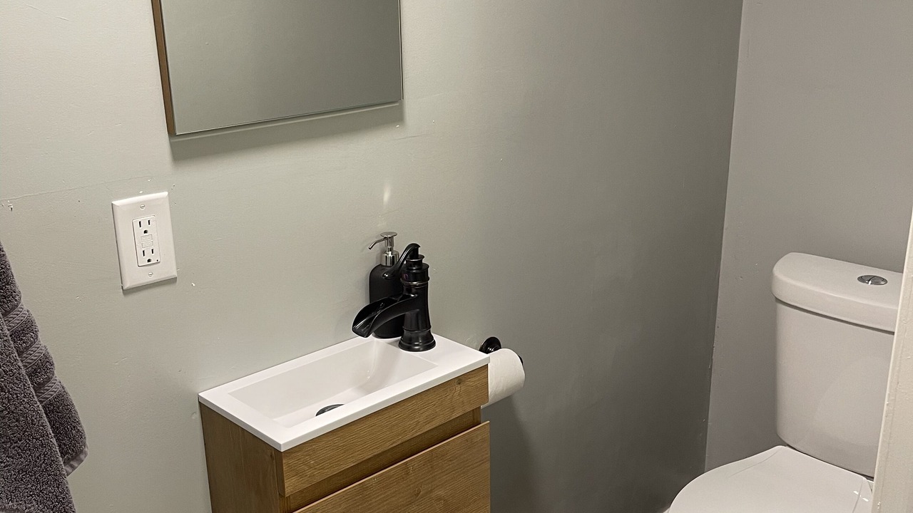 Photo of Bathroom in Palisades