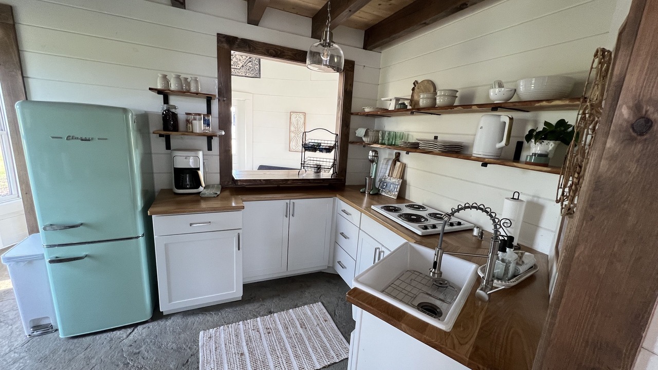 Photo of Kitchen in Red Boiling Springs
