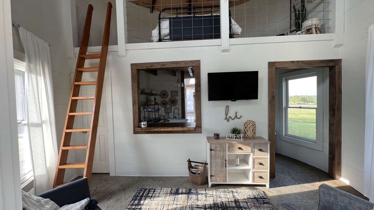 Photo of Livingroom in Red Boiling Springs