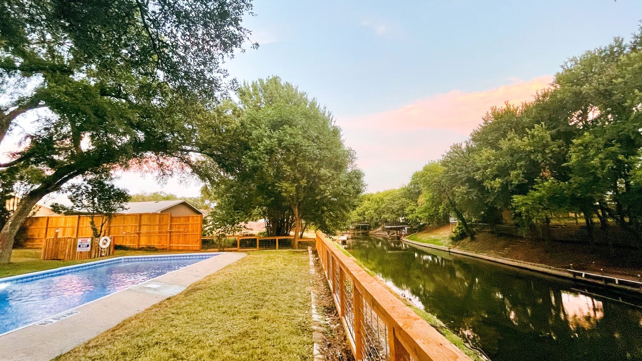 Photo of Outdoor in Granbury