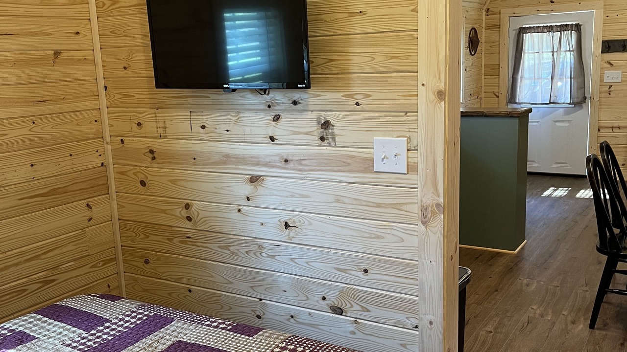 Photo of Bedroom in Maud