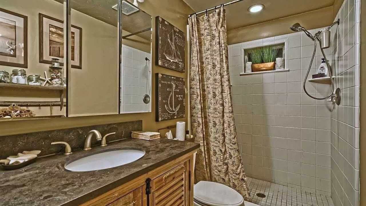 Photo of Bathroom in Cape May Court House