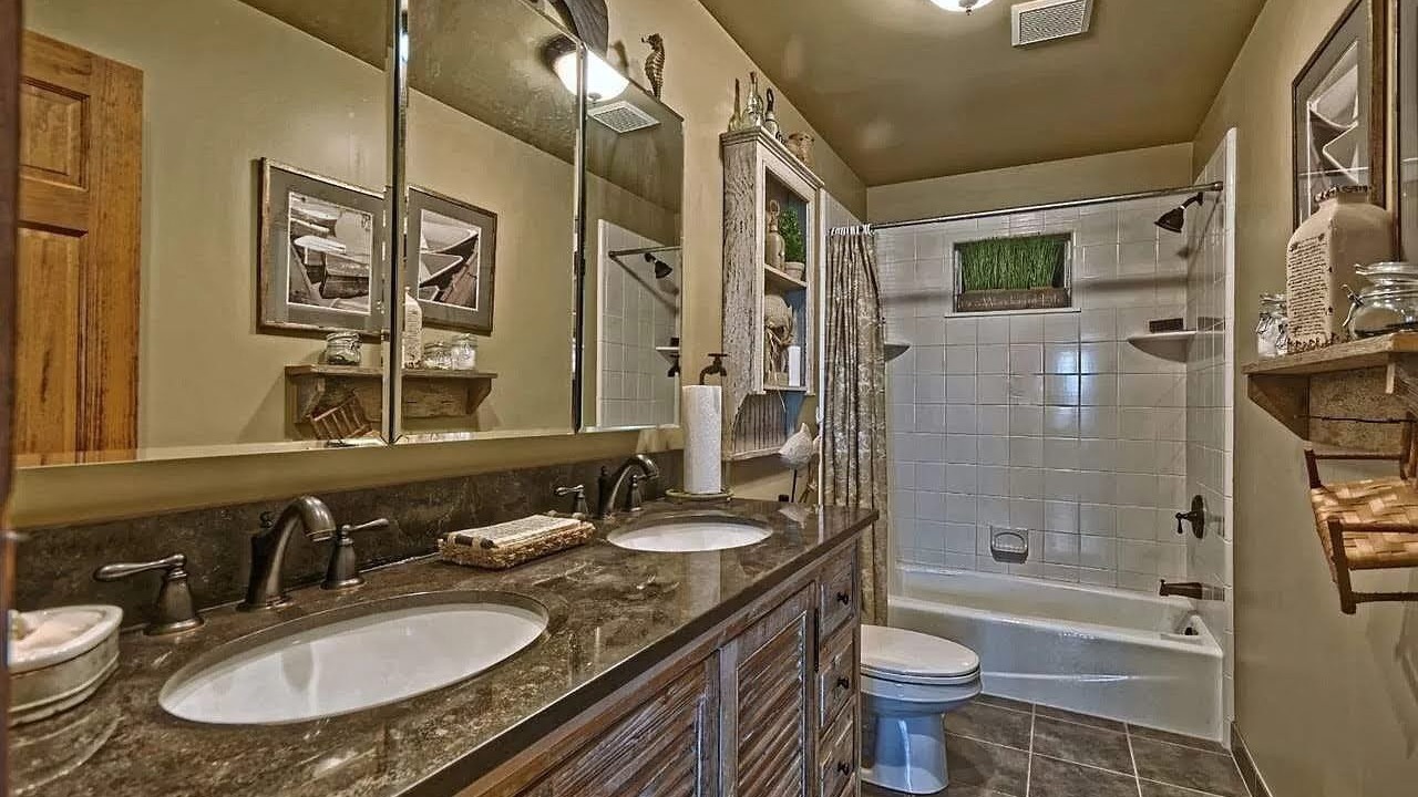 Photo of Bathroom in Cape May Court House