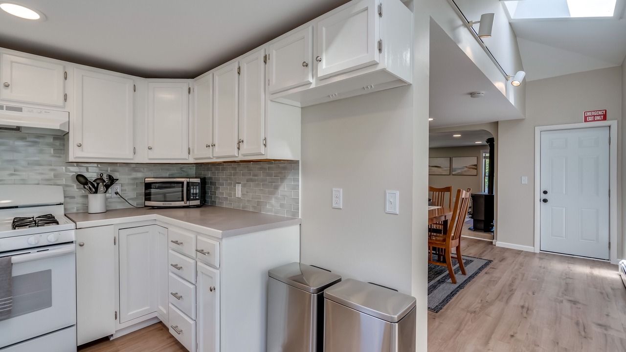 Photo of Kitchen in Town of Hounsfield