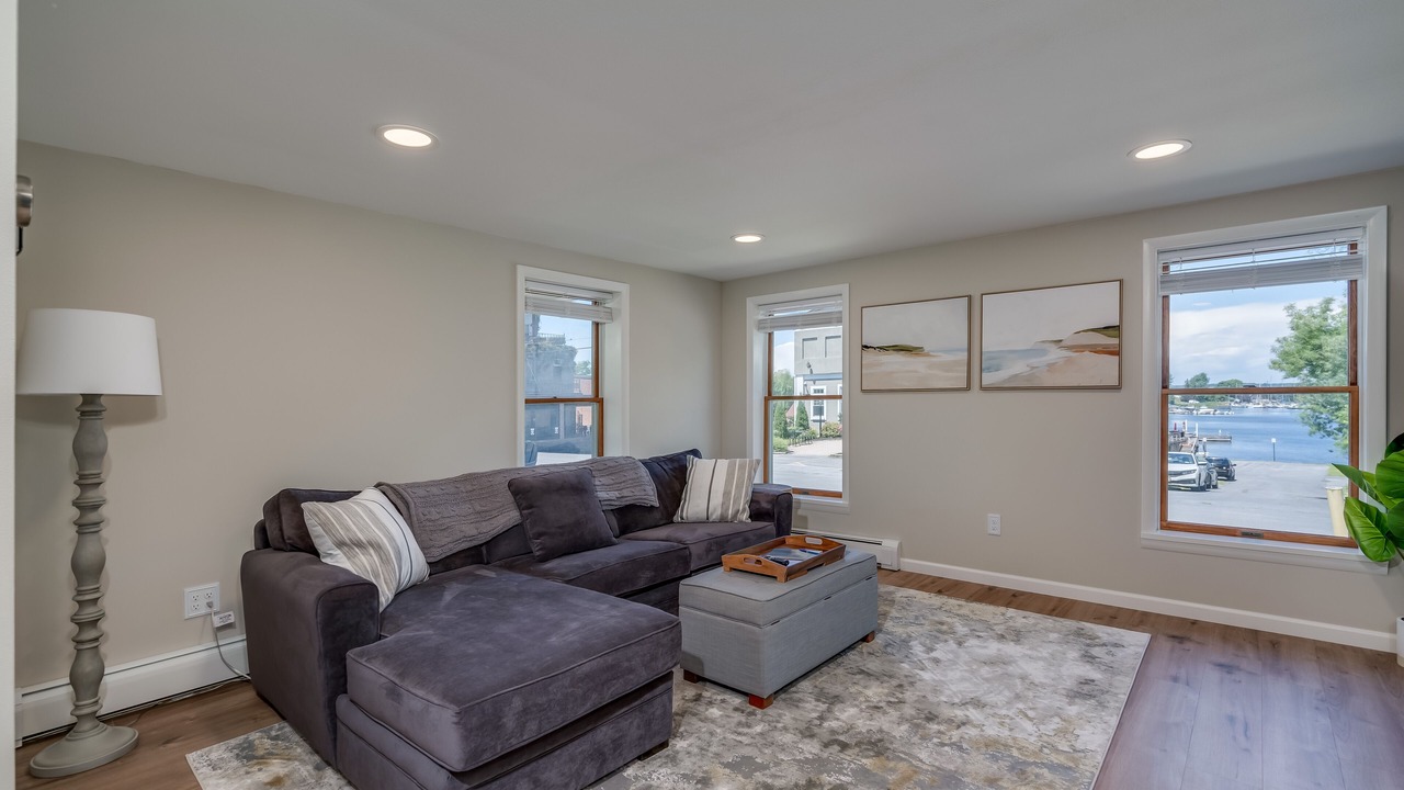 Photo of Livingroom in Town of Hounsfield