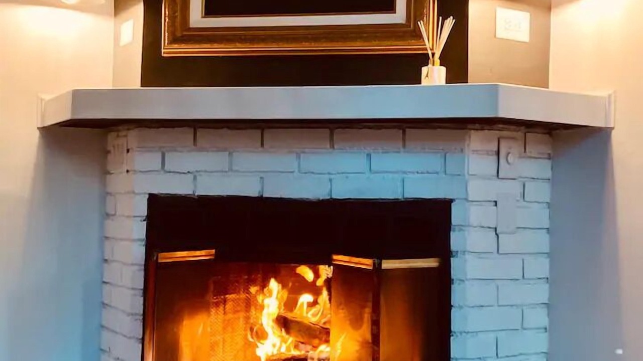Photo of Livingroom in Tobyhanna