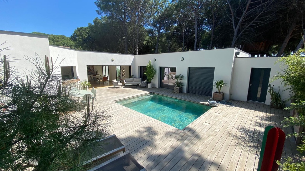Photo of Outdoor in Aigues-Mortes