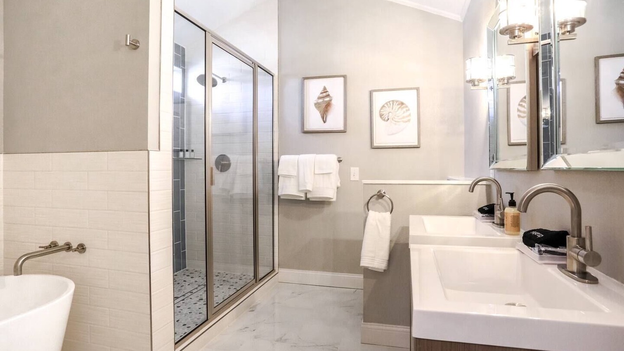 Photo of Bathroom in Tech Terrace