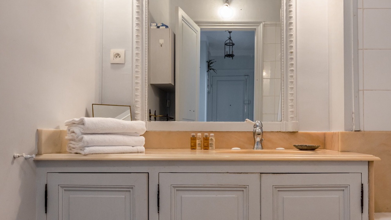 Photo of Bathroom in 5th Arrondissement