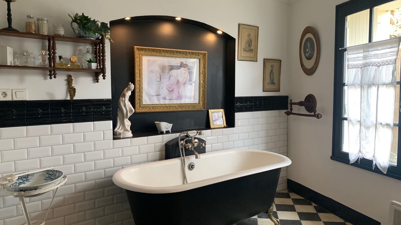 Photo of Bathroom in Saint-Paul-les-Fonts