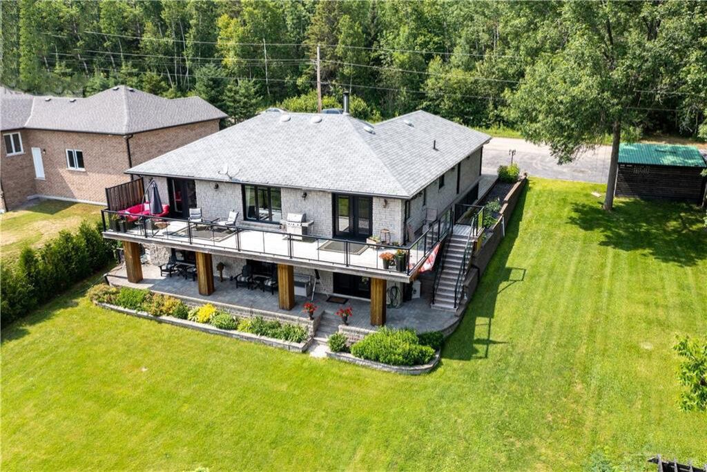 Photo of Outdoor in Monetville