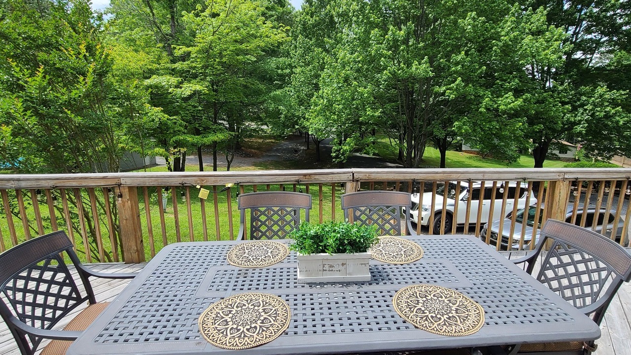 Photo of Outdoor in Smith Mountain Lake