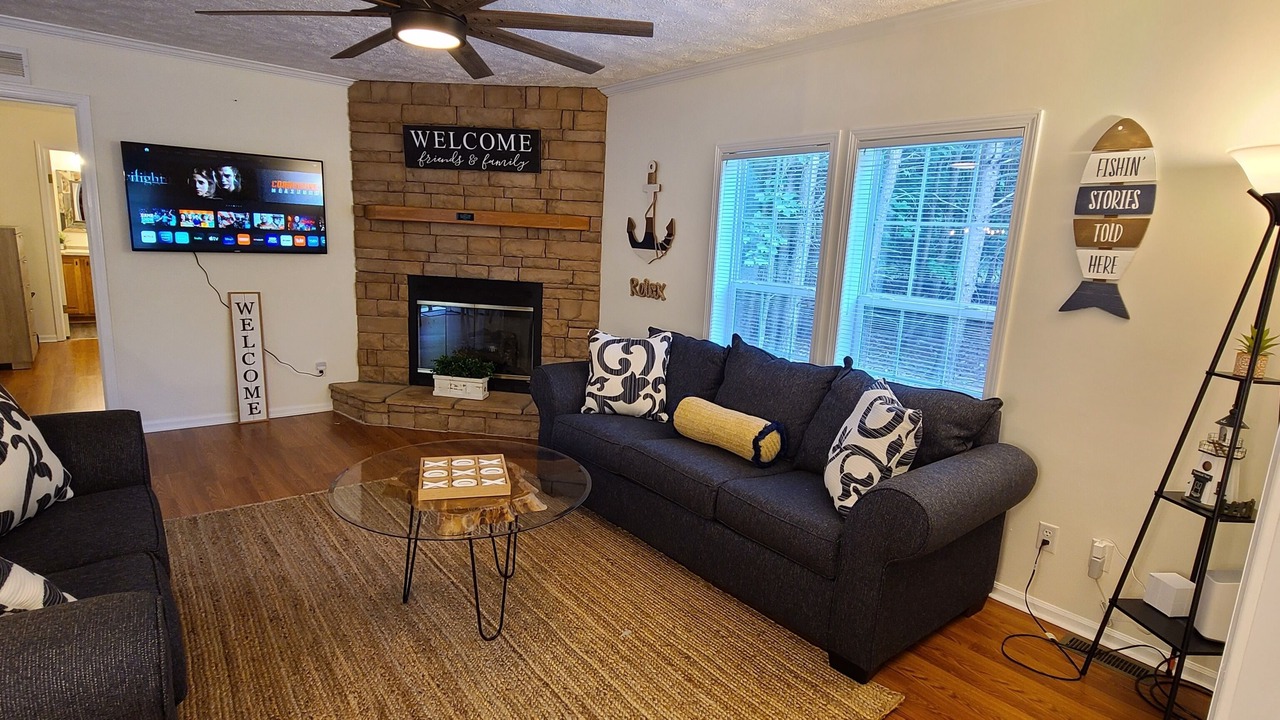 Photo of Livingroom in Smith Mountain Lake