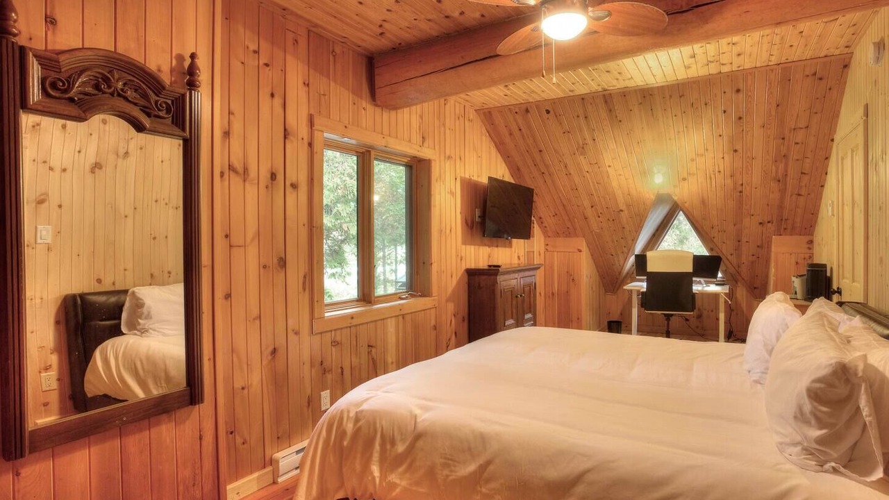 Photo of Bedroom in La Minerve