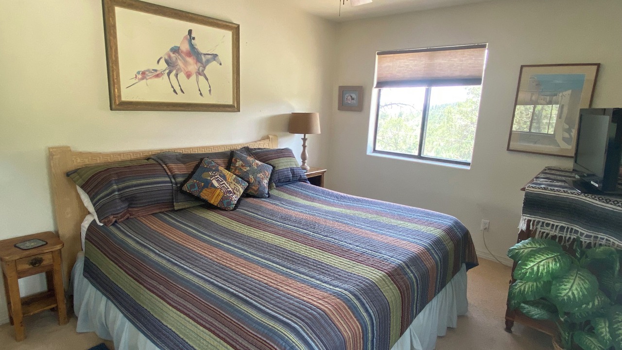Photo of Bedroom in Ruidoso