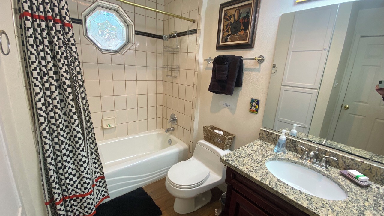 Photo of Bathroom in Ruidoso