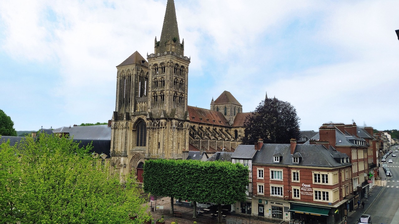 Photo of Others in Lisieux