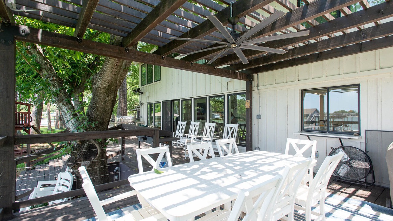 Photo of Outdoor in Enchanted Oaks